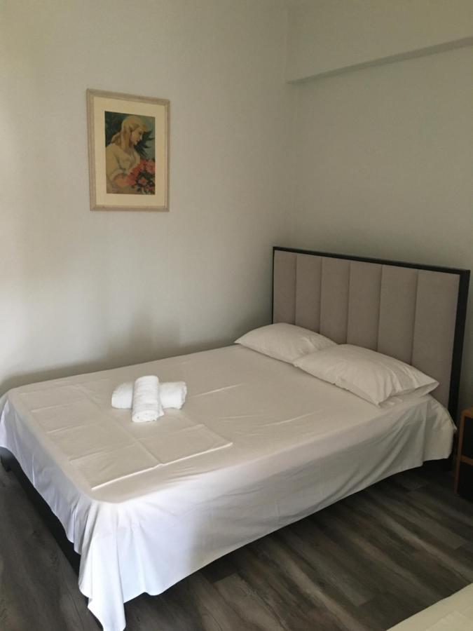 Irini Boutique Rooms!!! Химара Экстерьер фото