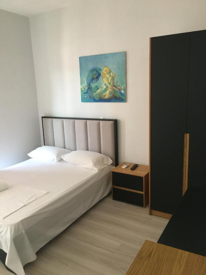 Irini Boutique Rooms!!! Химара Экстерьер фото
