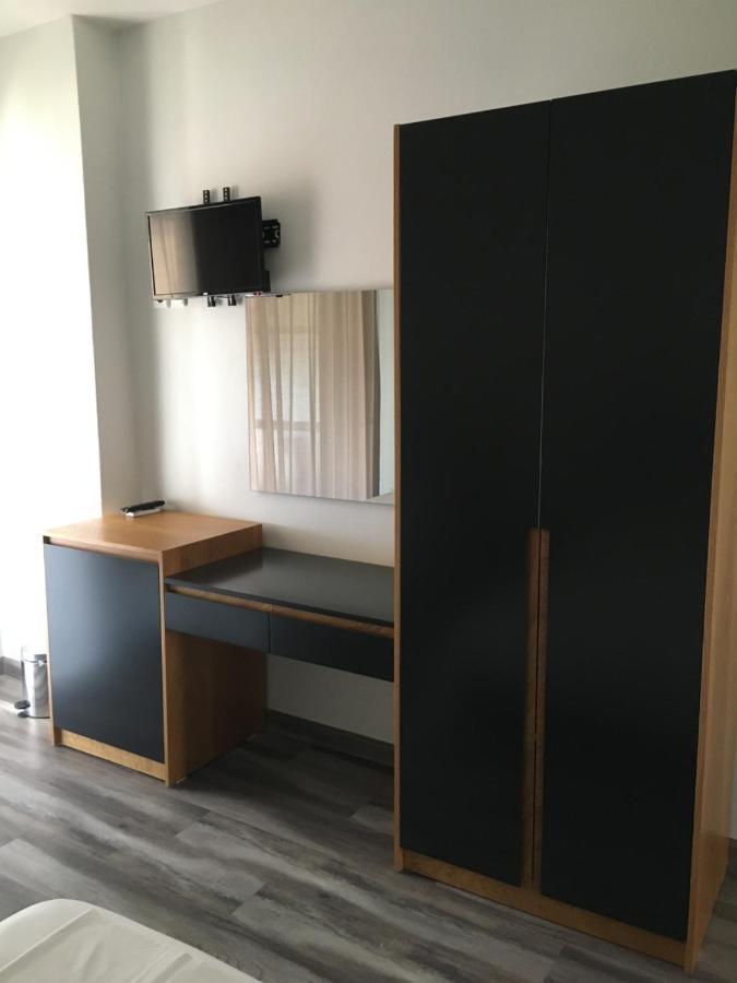Irini Boutique Rooms!!! Химара Экстерьер фото