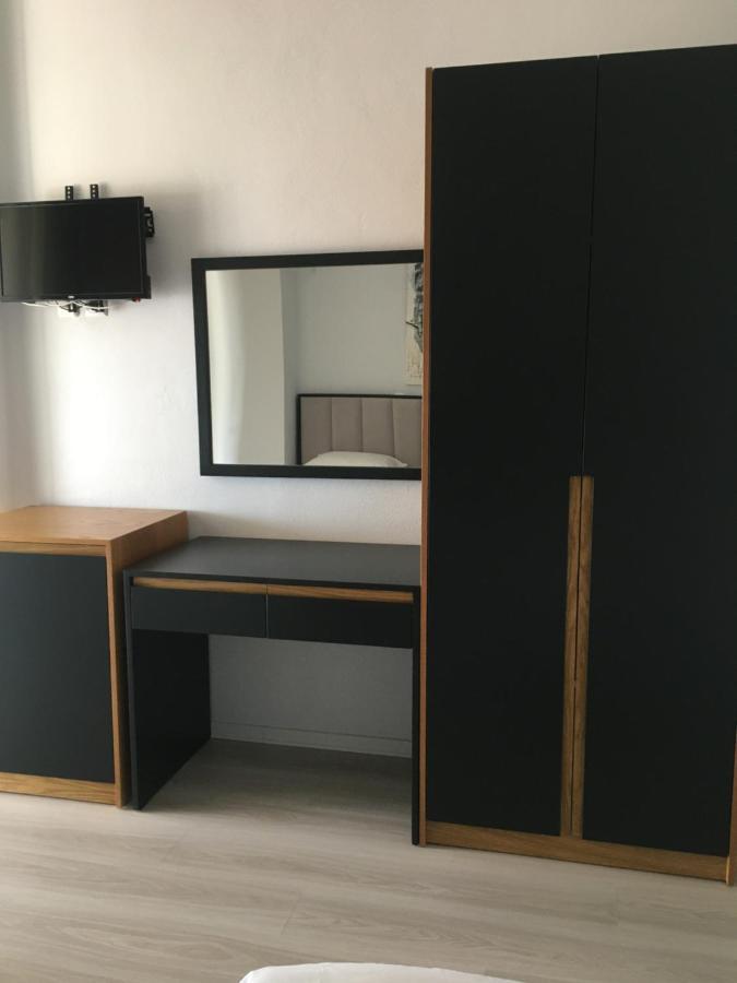 Irini Boutique Rooms!!! Химара Экстерьер фото
