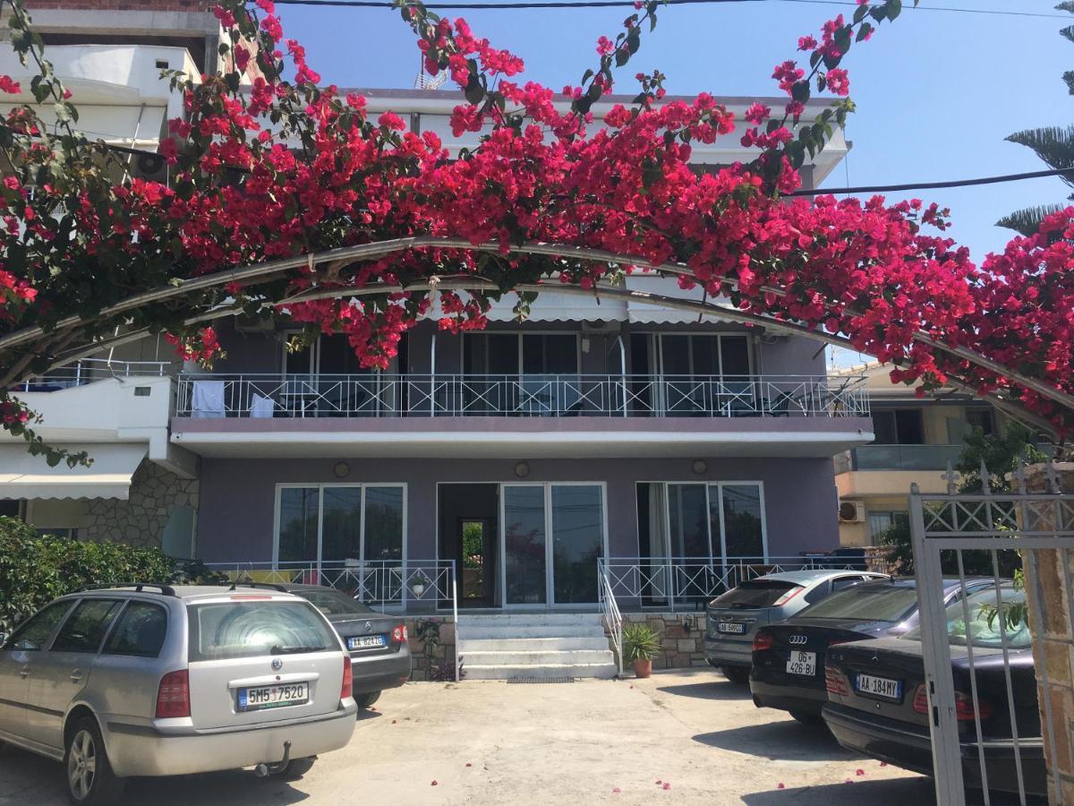 Irini Boutique Rooms!!! Химара Экстерьер фото